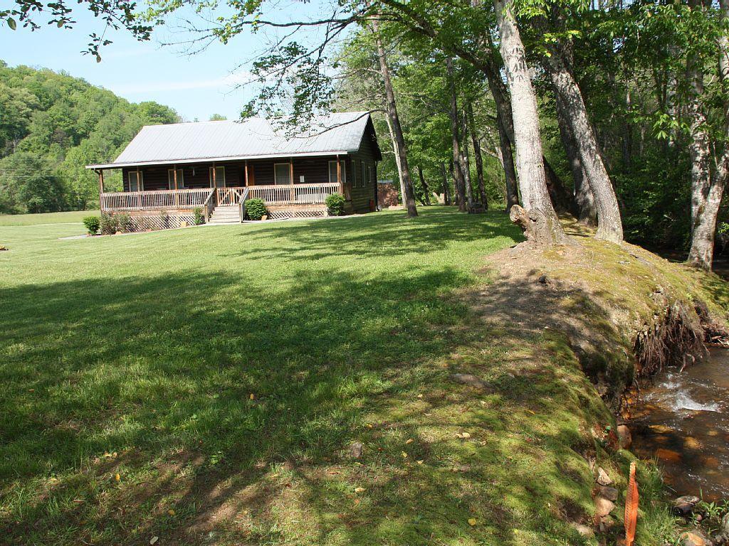 Climbing Bear Creekside Cabin Villa Whittier Exteriör bild